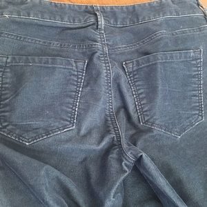 LOFT Jeans - ⭐️5/$30 Ann Taylor Loft Modern Straight Jeans LOFT Jeans - ⭐️5/$30 Ann Taylor Loft Modern Straight Jeans